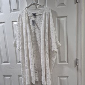 Catherines White Crochet Kamino Cape